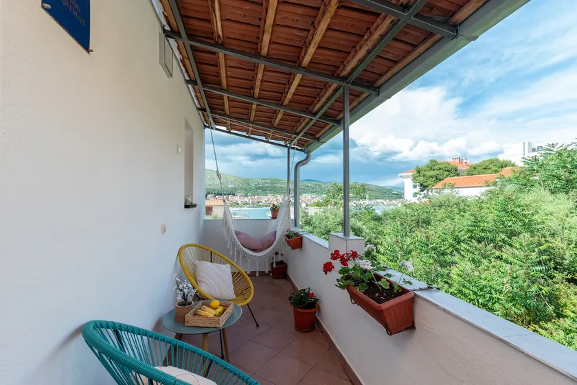 Studio Apartment Coce - Image 1