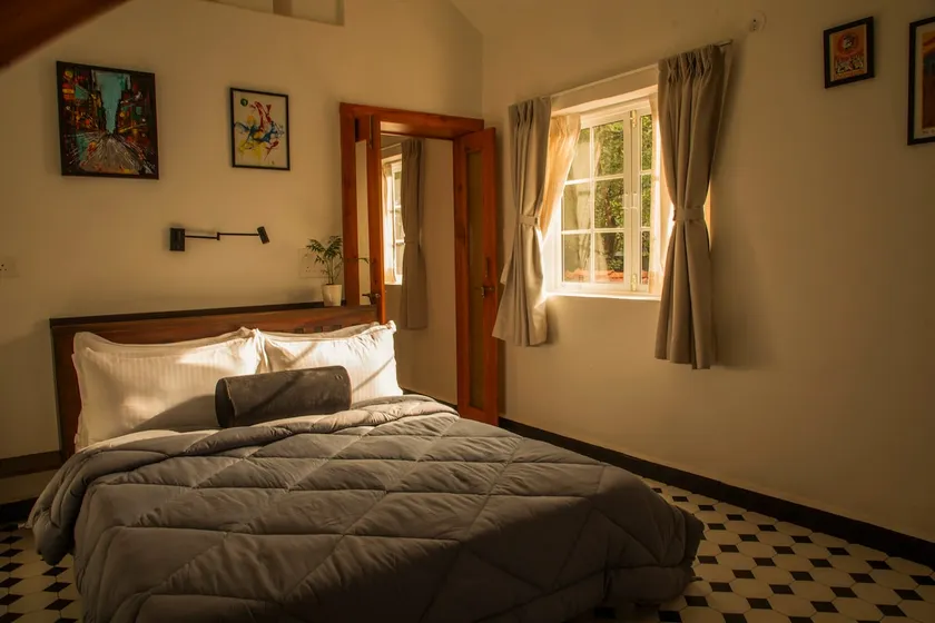 Flat 1 - Nat Villa - Image 1