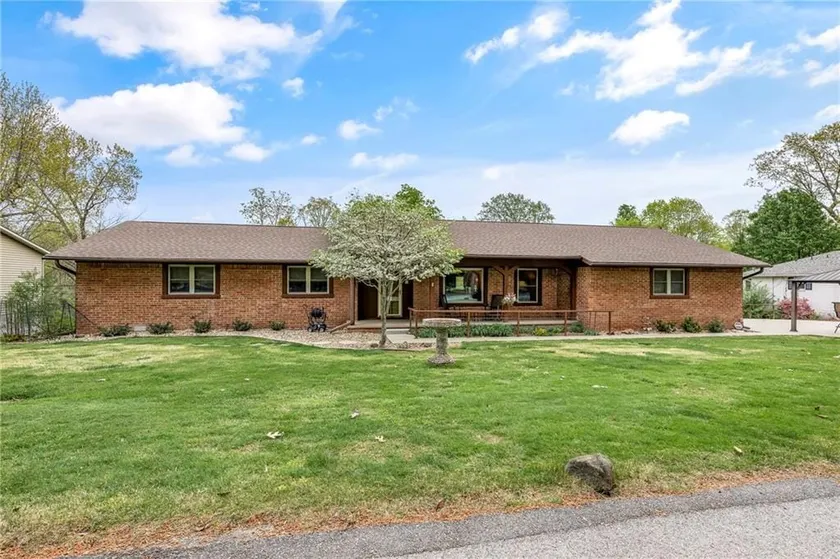 Beaver Lake Retreat | Near Marina & Rogers - Image 1