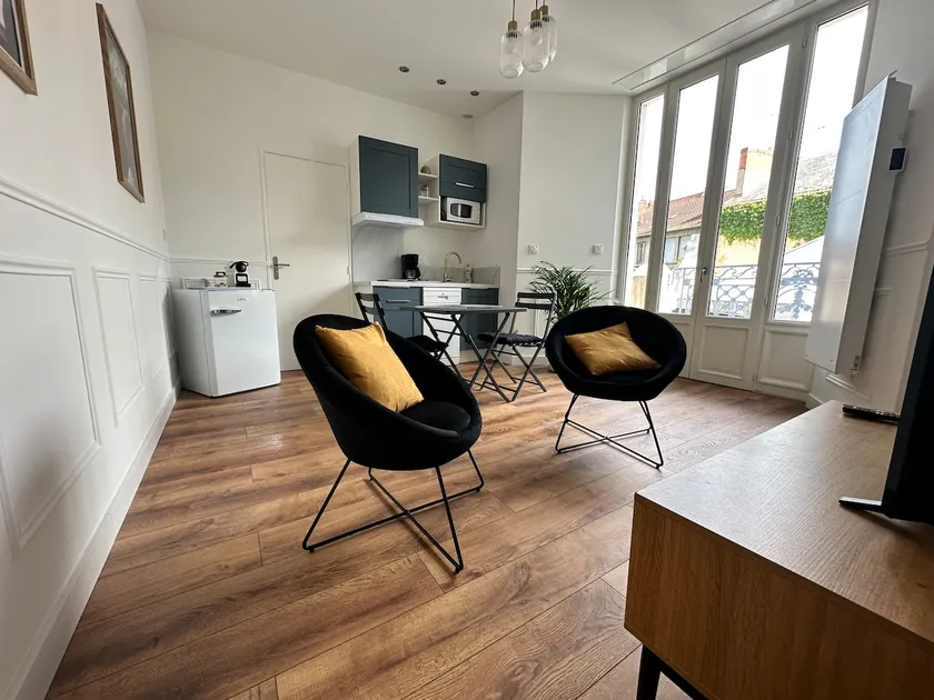 Le Petit Albert - design studio in the very center - Image 1