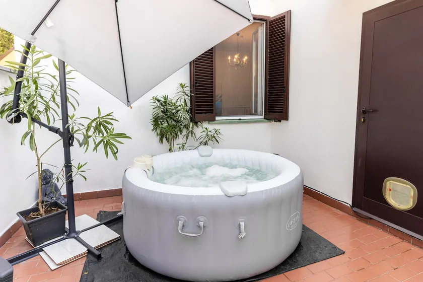 Jacuzzi Zen •Self Check-in H24 •Private Garage - Image 1