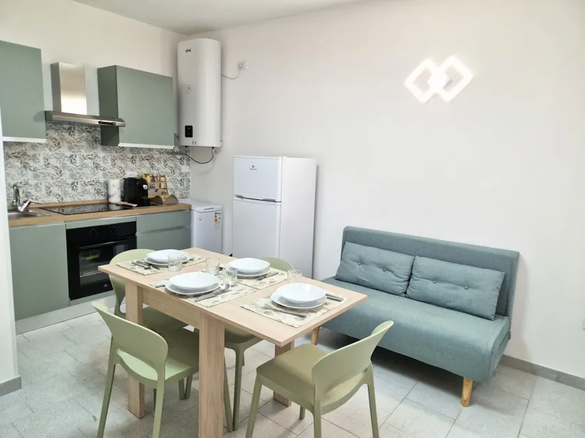 [GREEN LOFT In Downtown] Apartment with A/C, WiFi - Image 1