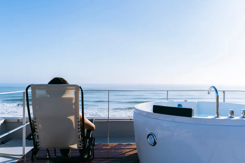 Entire rental with sauna overlooking the horizon | Premium seat on the ocean - Image 1
