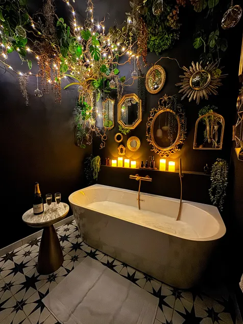 Romantic suite with herbal bath - Image 1