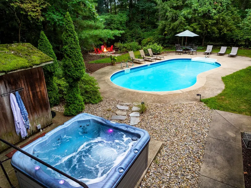 Heated Pool til 10/31 | Sauna | Hot Tub | Luxe - Image 1