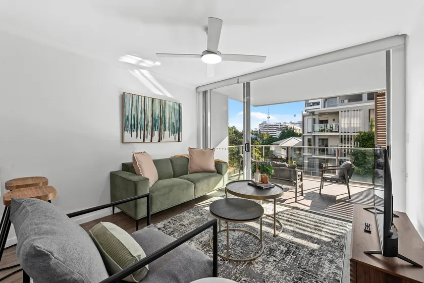 Bright & Stylish 2BR w/ Spacious Balcony & WiFi - Image 1