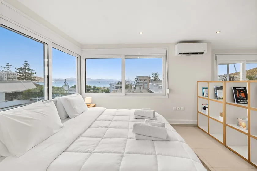 Apt 1' From The Sea With Private Terrace & BBQ - Image 1