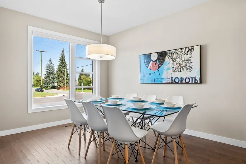 4BR Central Home•Rooftop | Downtown View | Garage! - Image 1