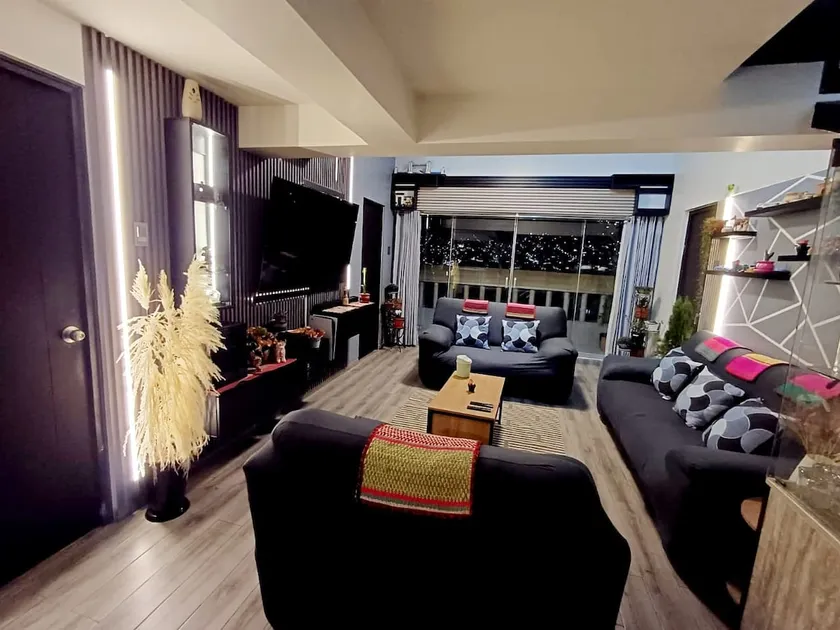 Hermoso Duplex - Panoramic View - Image 1