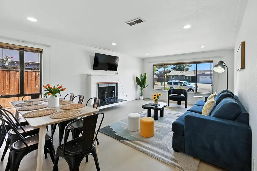 New3BR! Modern house | Spacious Backyard | Games - Image 1