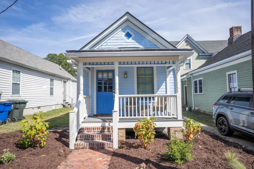 little blue cottage - walkable to downtown Raleigh - Image 1