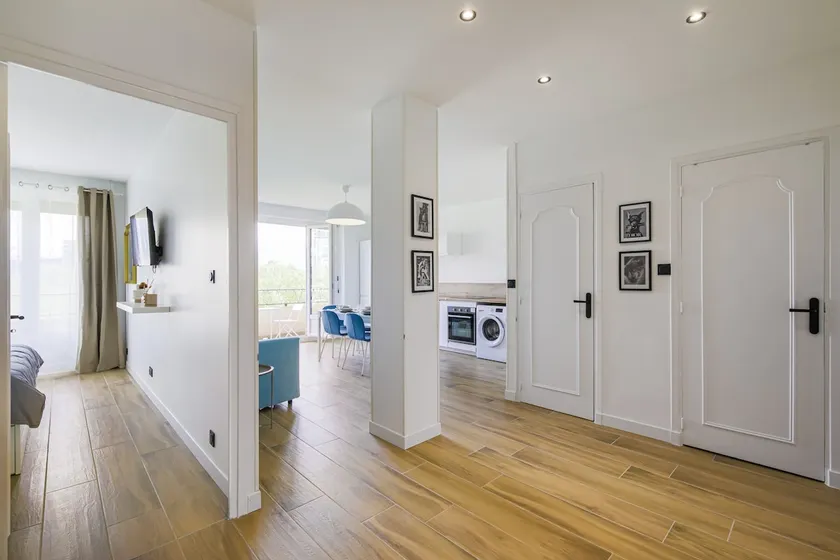 Renovated 3BR – Mountain View, Center, A/C - Image 1