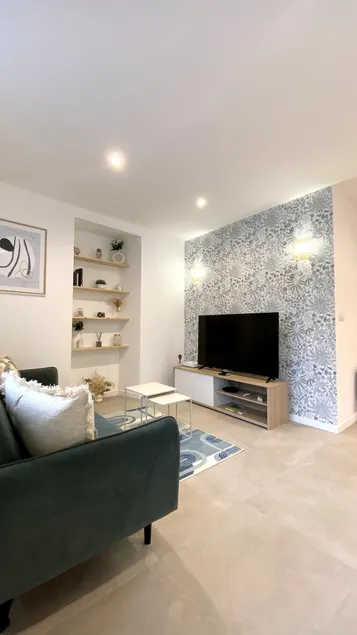 Cozy 2-Room Apartment - 2 People 𑁍 - Parking - Image 1
