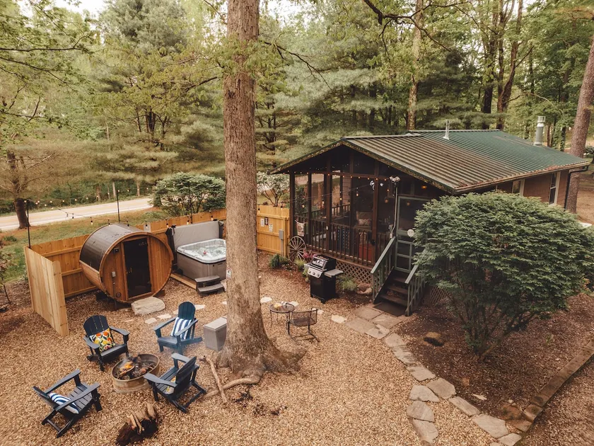 Secluded Spa Escape for 2 in Heart of Nature - Image 1