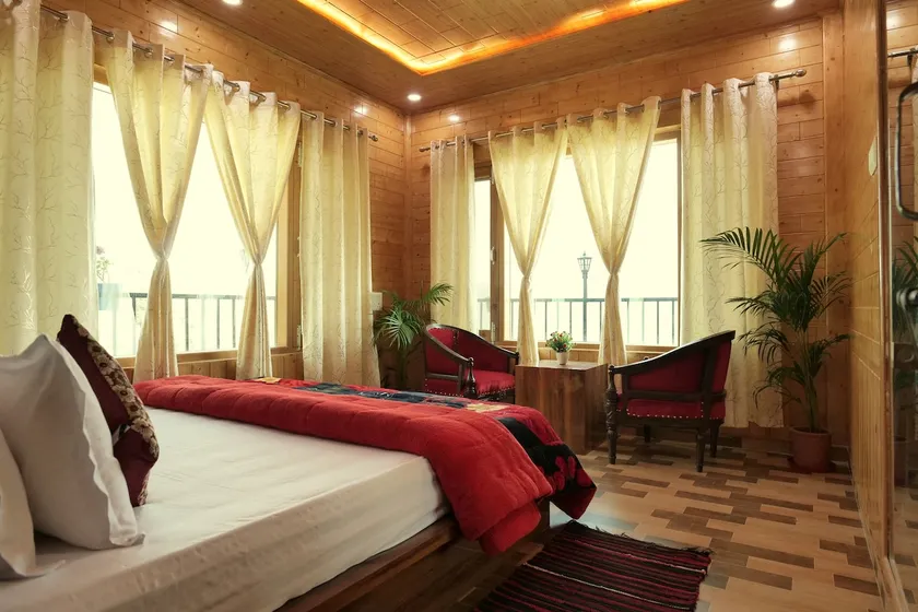 3 Bedroom Cottage Villa Chail Valley - Image 1