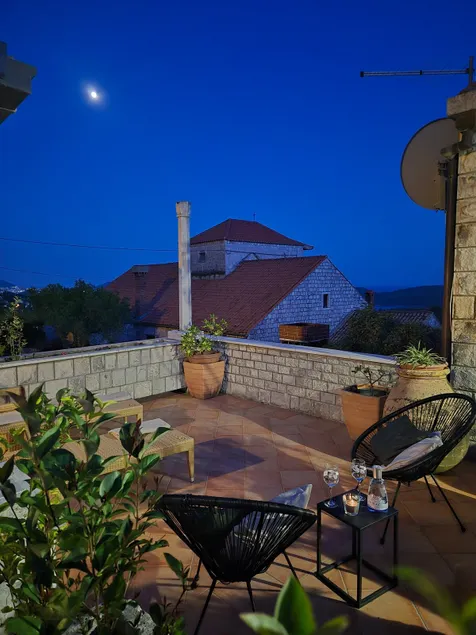 Peaceful rooftop with a sea view – Summer Nest - Image 1