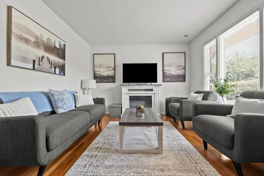 White Oak - Close to LU | 3B/1BA | W&D | Smart TV - Image 1