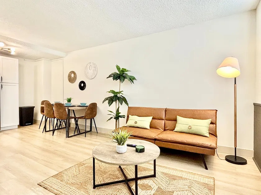 *GATED parking Quiet Location + POOL, GYM, SAUNA* - Image 1