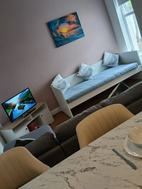 D17 Accommodation - Dublin Airport - Image 1