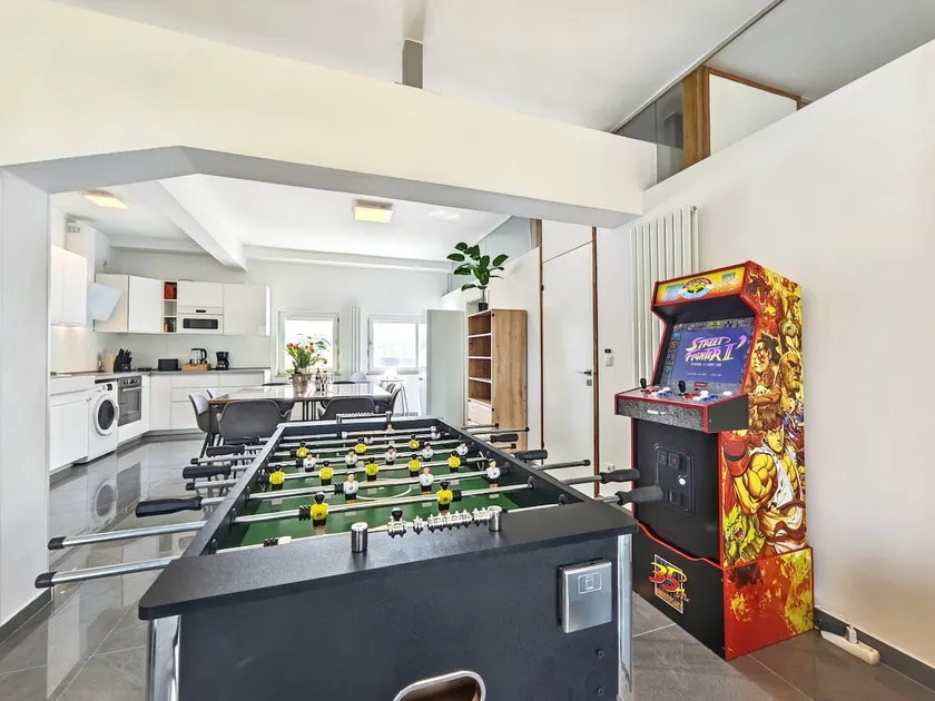 Loft for up to 12|Hot tub|Sauna|Arcade machine - Image 1