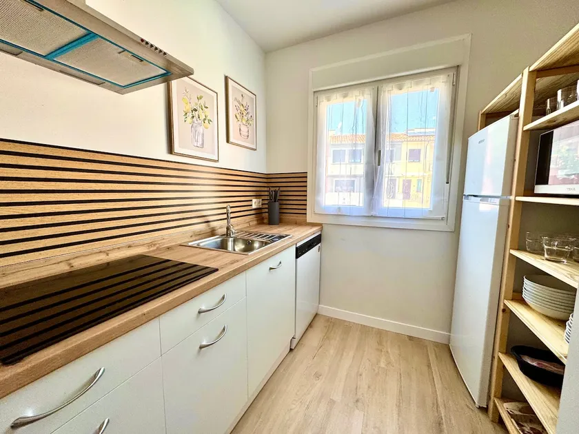Oak Home - Image 1