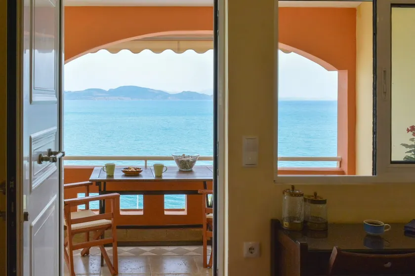 Nafplio Close, Emerald Suite in Kiveri Gems Houses - Image 1