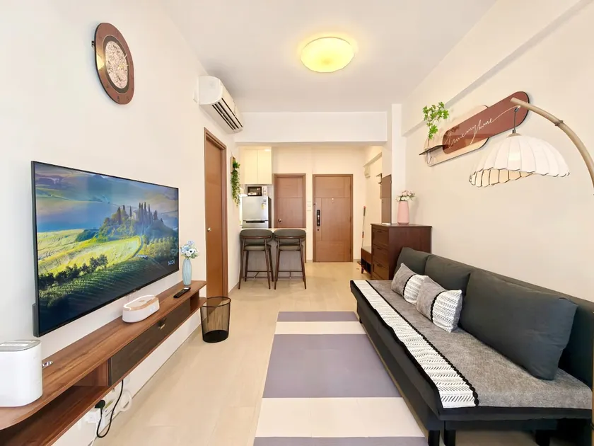 Gentle corner in Causeway Bay: Comfortable two bedrooms, direct access to elevator, 2 minutes to subway, chill and beautiful accommodation - Image 1