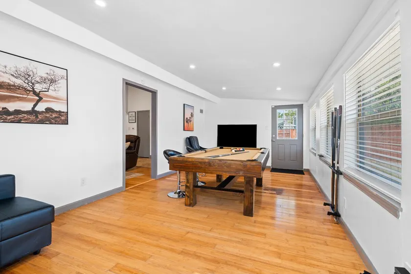 Spacious 4BR w/ Fenced Yard - Image 1