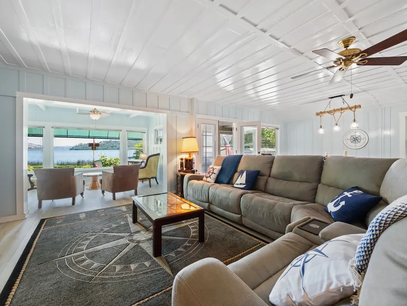 Welcome to the Boat house. - Image 1
