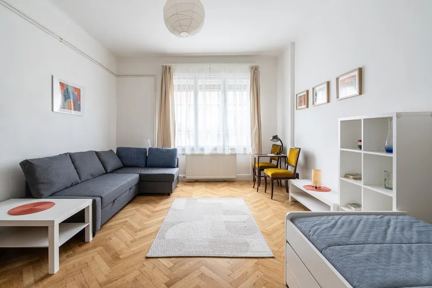 Buda Breeze Apartment - Image 1