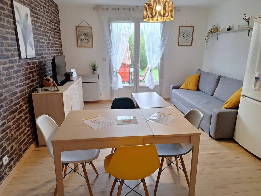 Cottage with private terrace 15 km from Orléans - Image 1