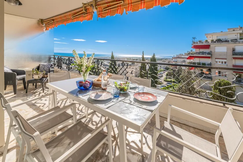 La Casa Azzura - Image 1