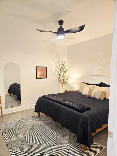 Wabi Sabi [2bdrm/2bath] Blocks from Mass Street! - Image 1