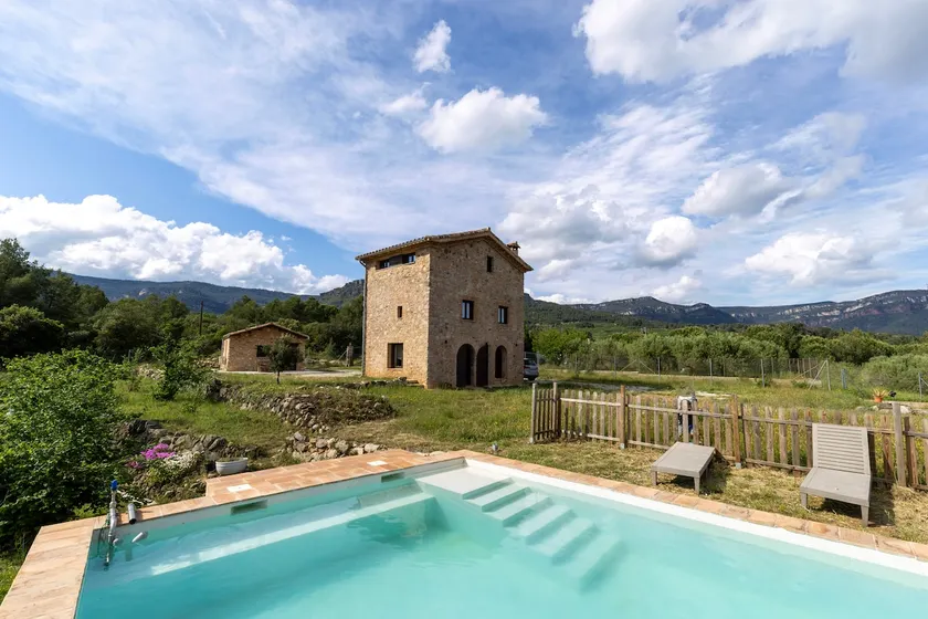 Bioconstruction Guest House - Image 1