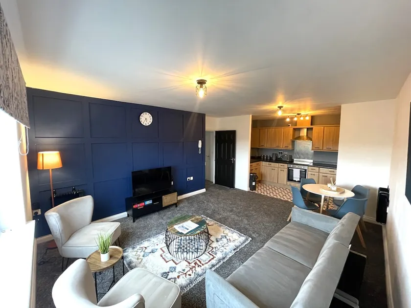 Parkside Mayfair Apartment - Image 1