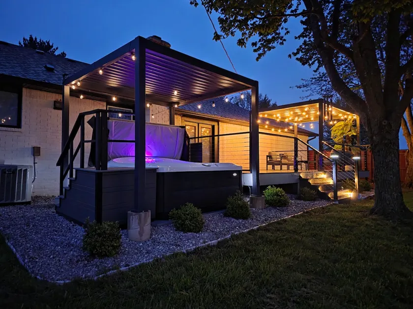 New! Family Retreat • Hot Tub & Fun country home! - Image 1