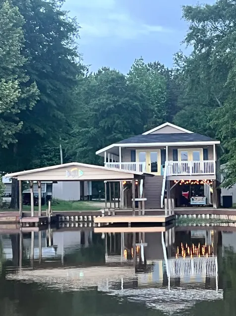 Elevated Waterfront Escape | Sunsets | Dock+ Slip - Image 1