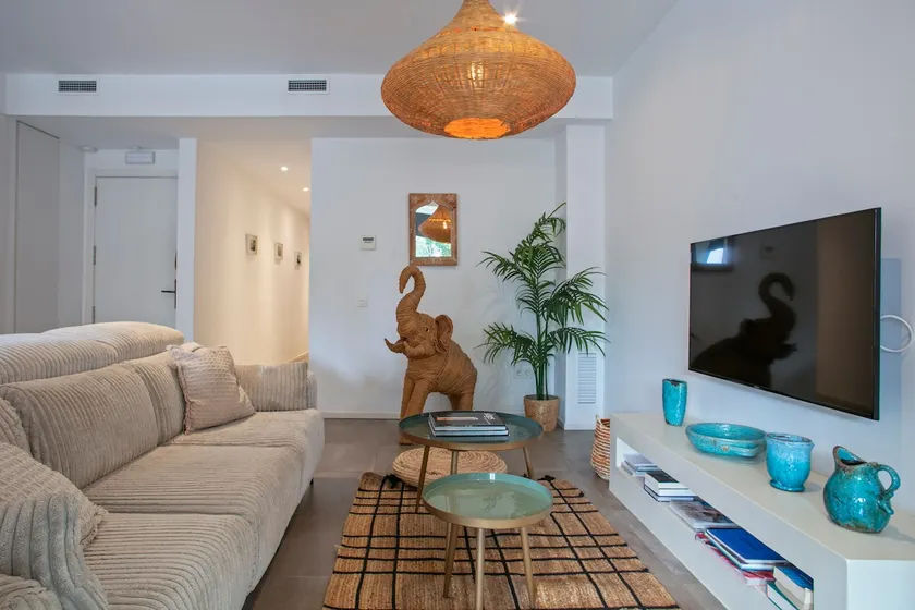 Destination Sitges, Casa Esmeralda - Image 1