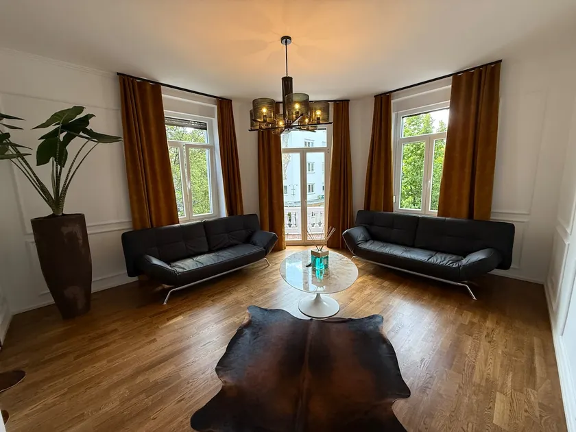 Luxury Family Suite with Terrace - Image 1