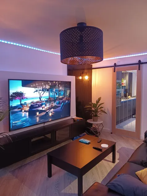Modern flat in quiet residential cul-de-sac - Image 1