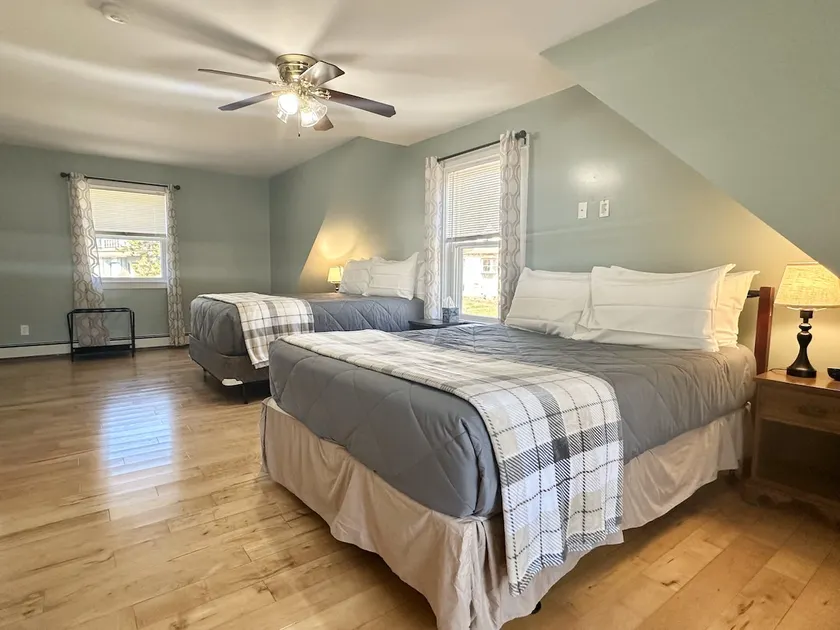 Large 3BR House 2min to Acadia! [Bubble Rock Inn] - Image 1