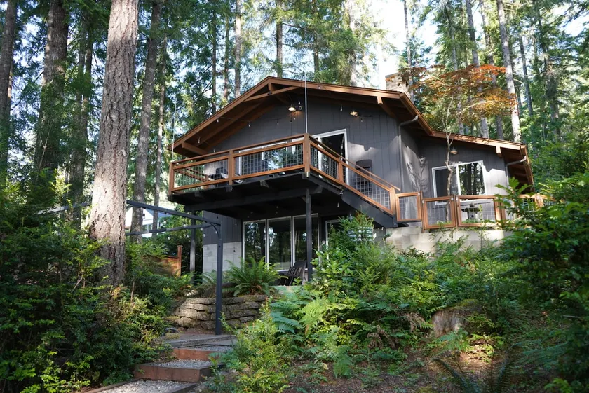 ”Find Retreat” on Mason Lake - Image 1
