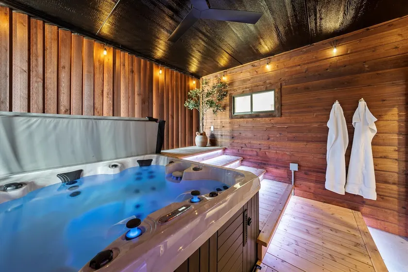 Romantic Couples Only Hot Tub Escape Self Check In - Image 1