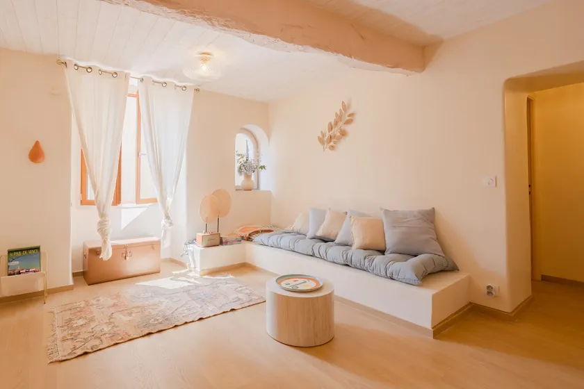 Unusual apartment ”Les fontaines” - Image 1