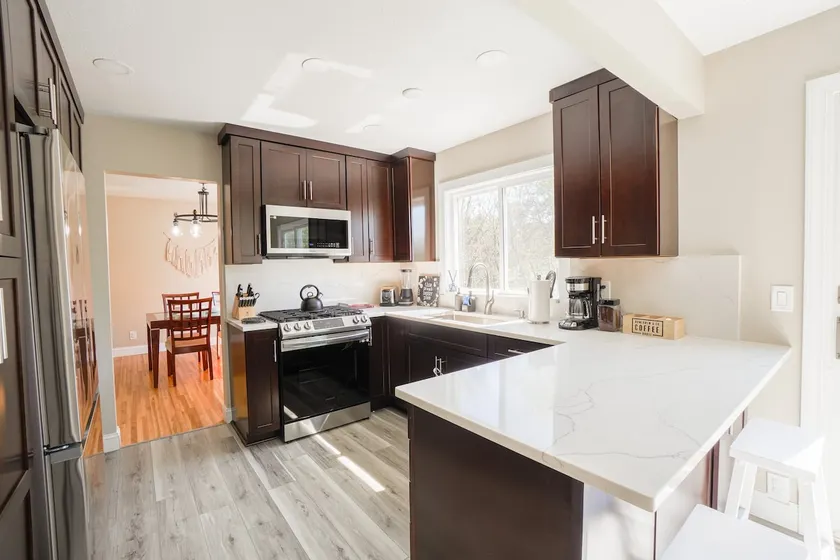 Keating Family Retreat | 5BR Near MSP, MOA & Zoo - Image 1