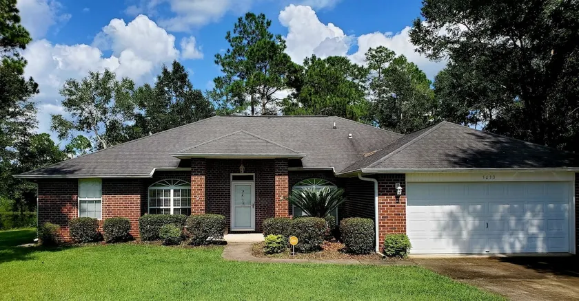 Luxury Executive Home • Perfect for Groups - Image 1