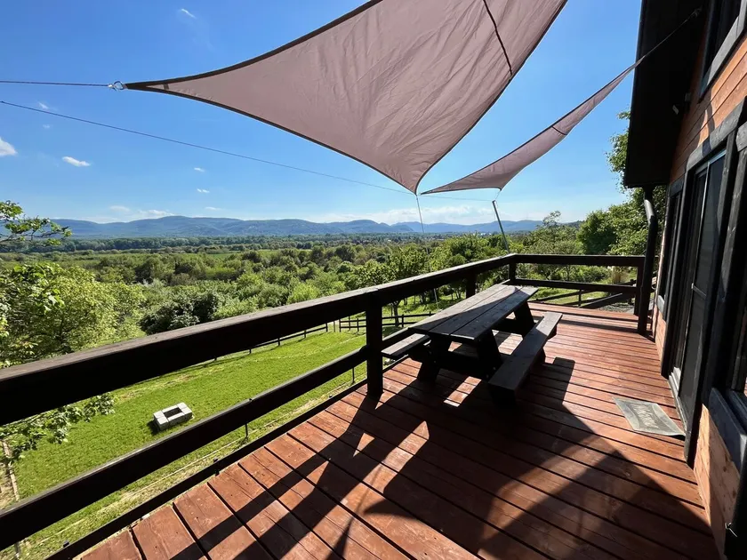 Nyerges Guesthouse - Image 1