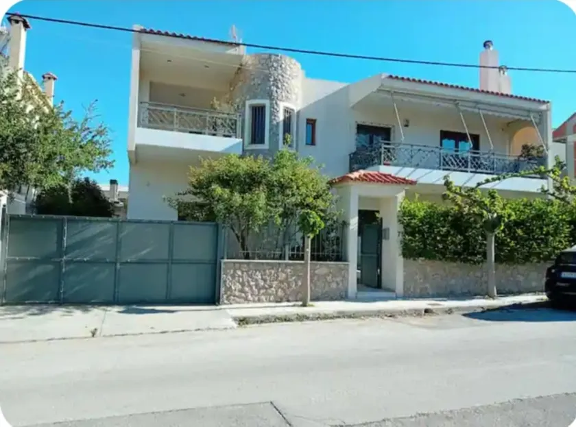 Studio Akrivis 15 minutes from the Airport 5 minutes from the Metro. - Image 1
