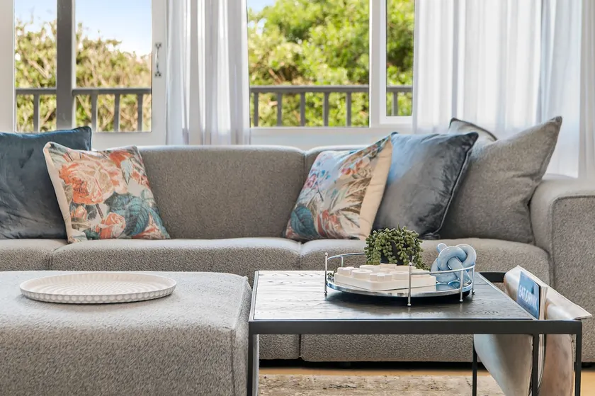 Boutique Costal Retreat in Blairgowrie - Image 1