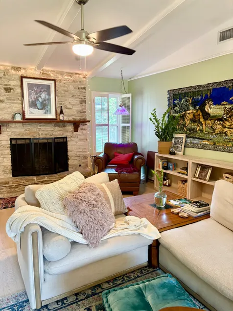 Spacious ATX Home, Extended Stays & Pets Welcome! - Image 1